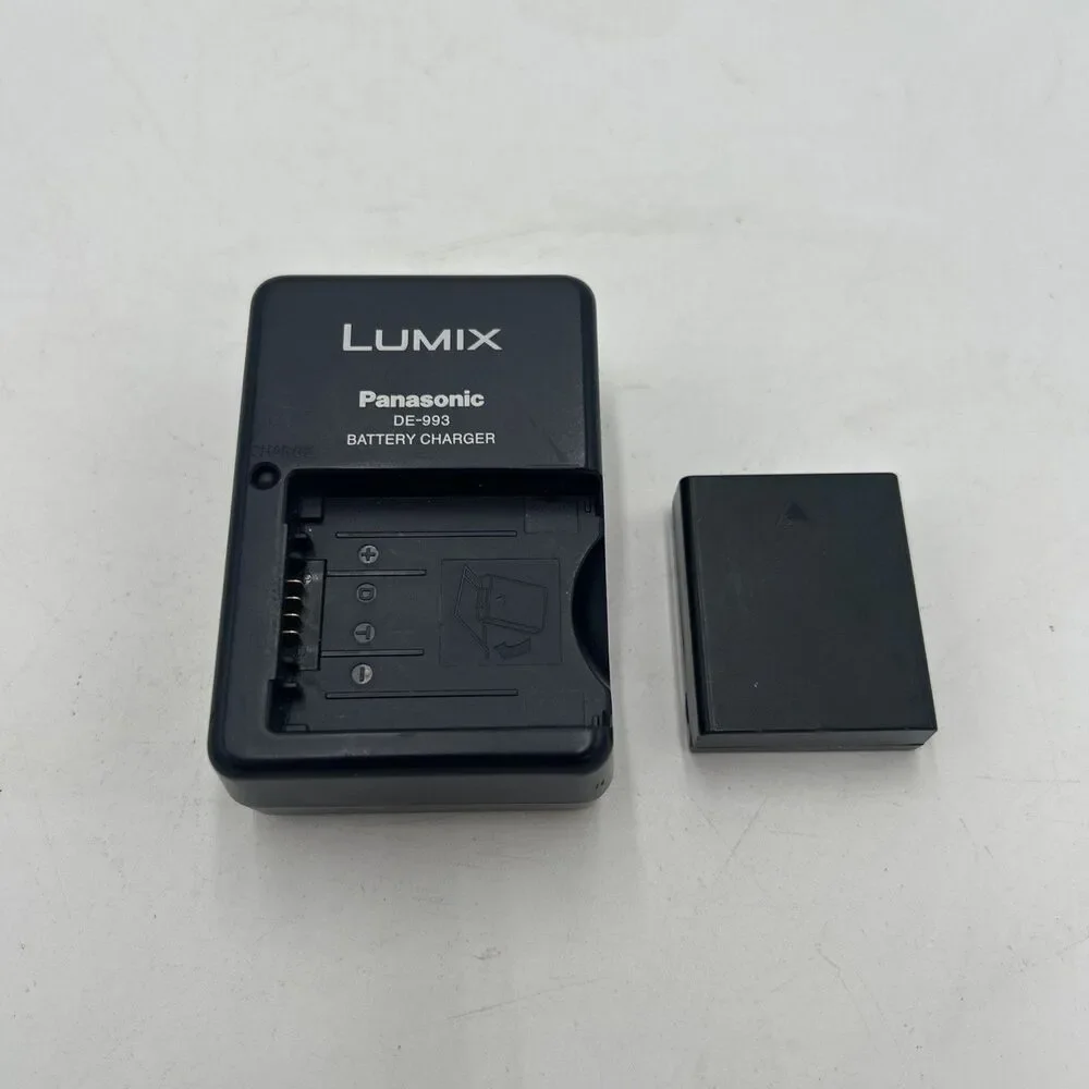 Panasonic LUMIX DE-993 Genuine OEM Digital Camera Charger Battery dmw-bm7/s002e